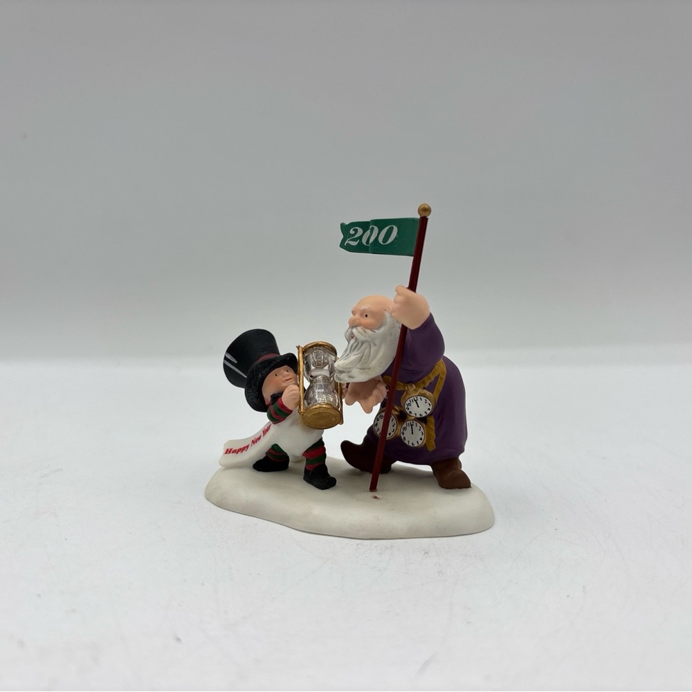 Department 56 1999 Vintage HVC North Pole Series Happy New Year 56.56443 Retired